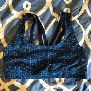 Lululemon sports bra